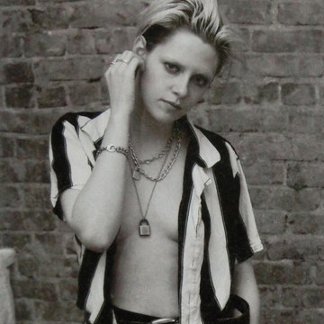 Kristen Stewart - Provocative and Androgynous Shoots in kristenstewurts_3205650232682379397_27501105924.jpg - hidden celebrity photo